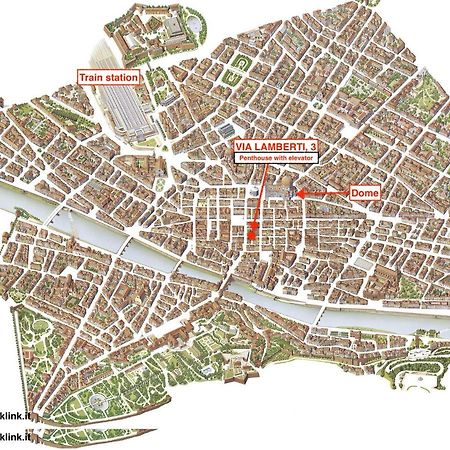 Via Lamberti, 3 - Florence Charming Apartments - Charming And Historic 5Th-Floor Attic Apartment With Elevator In A Building At The Heart Of Vibrant Florence, Just A 2-Minute Walk From All Attractions Bagian luar foto